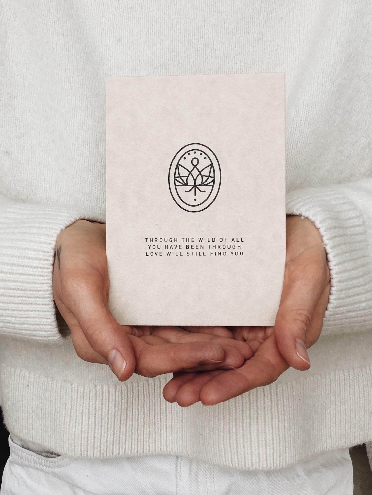 Eco-Pappe Postkarte / through the wild of all