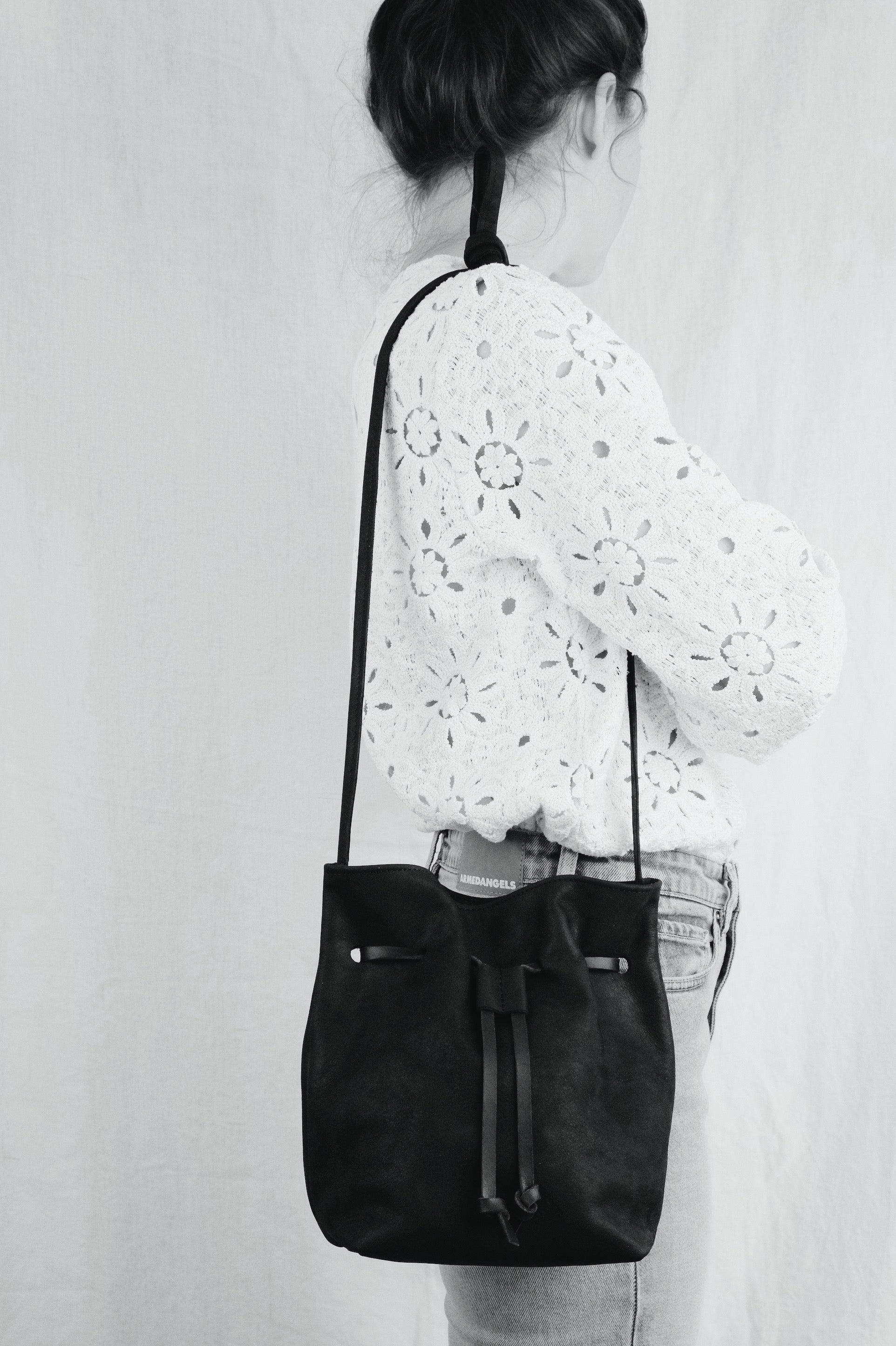 Sustainable leather bucket bag ULAH - brown