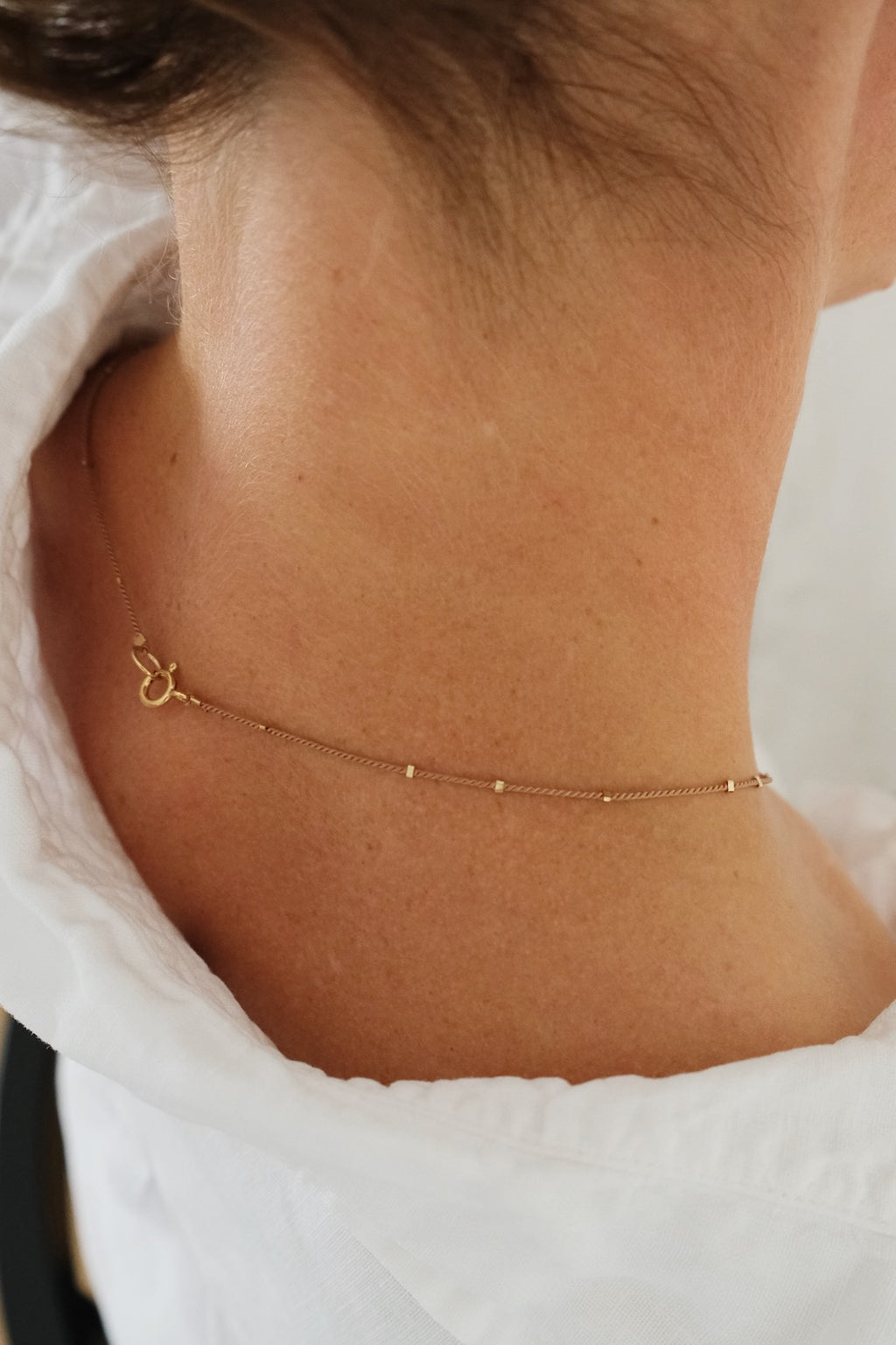 Echtgold Halskette STARDUST - braunbeige