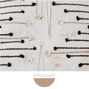 Halskette mit Kreisen aus Messing - Nachhaltiger minimalistischer Schmuck